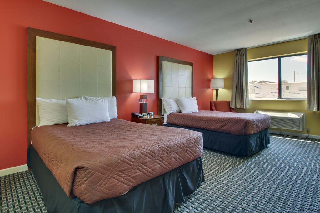 Heritage Grand Inn Canton Exterior photo